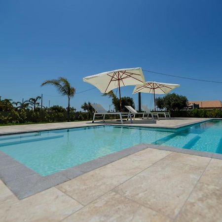 Casa Vacanze Il Mandorlo Шикли Екстериор снимка