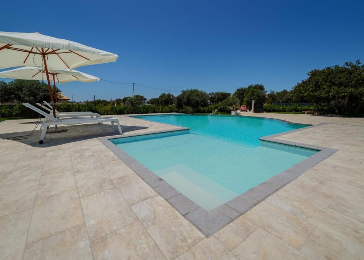 Casa Vacanze Il Mandorlo Шикли Екстериор снимка
