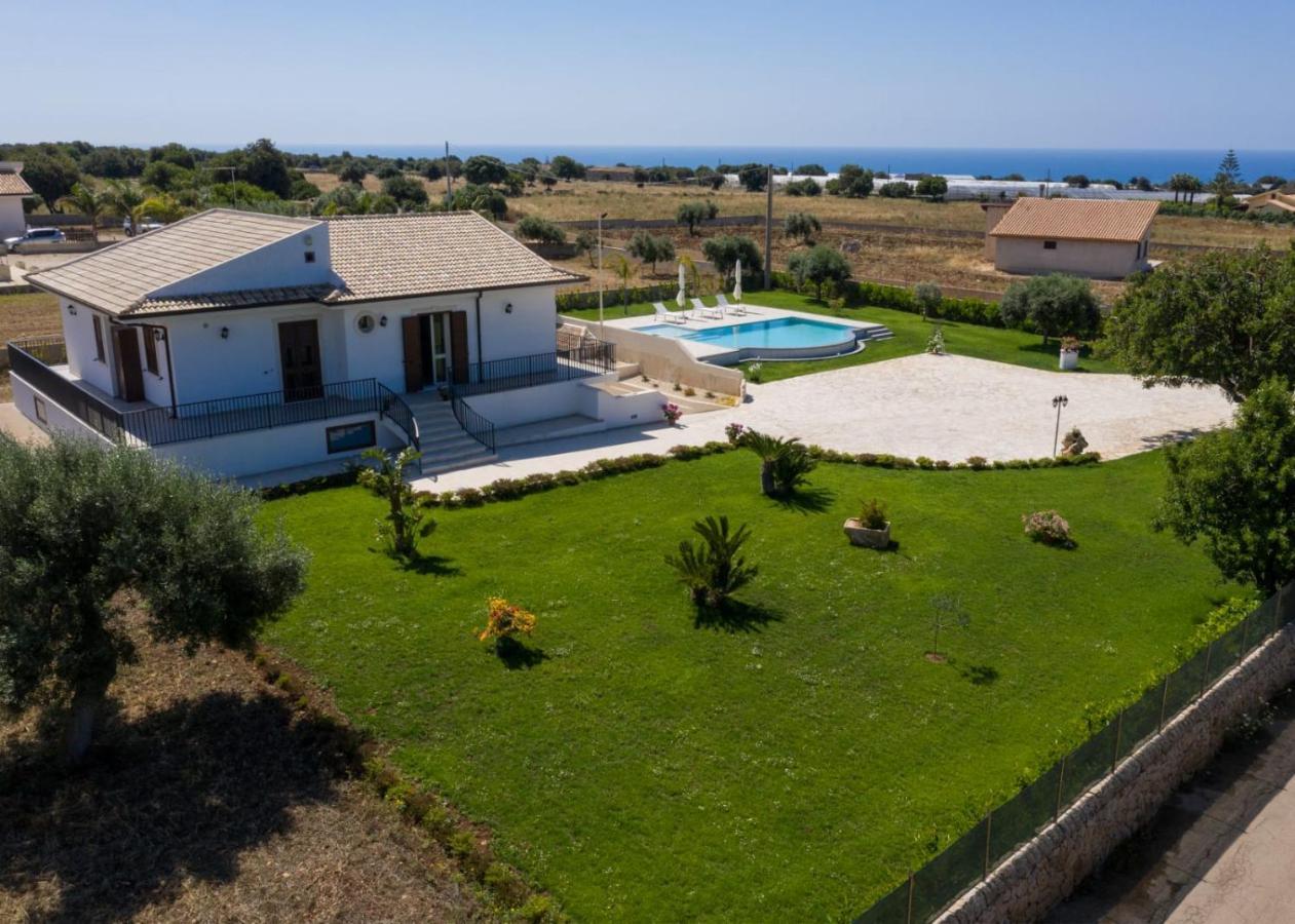 Casa Vacanze Il Mandorlo Шикли Екстериор снимка