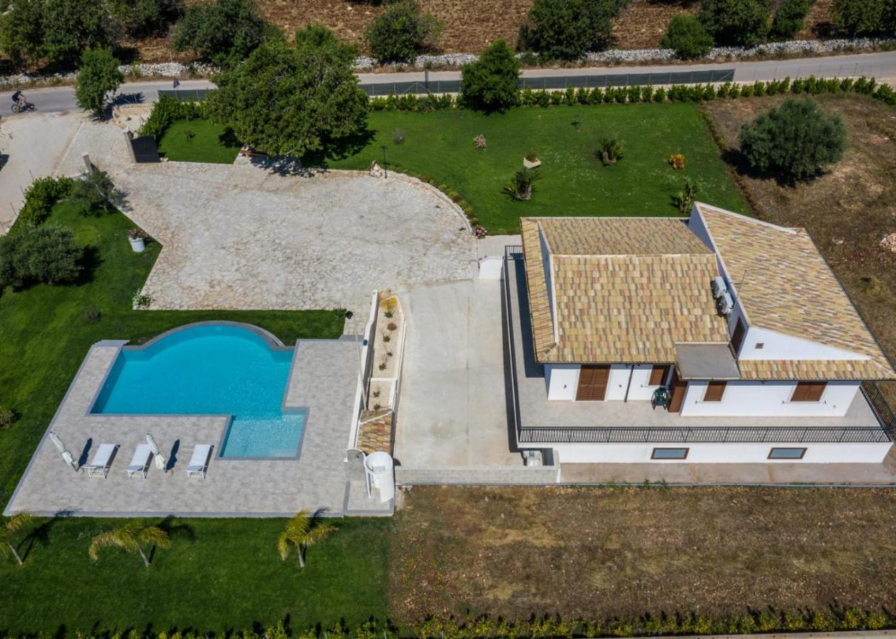 Casa Vacanze Il Mandorlo Шикли Екстериор снимка