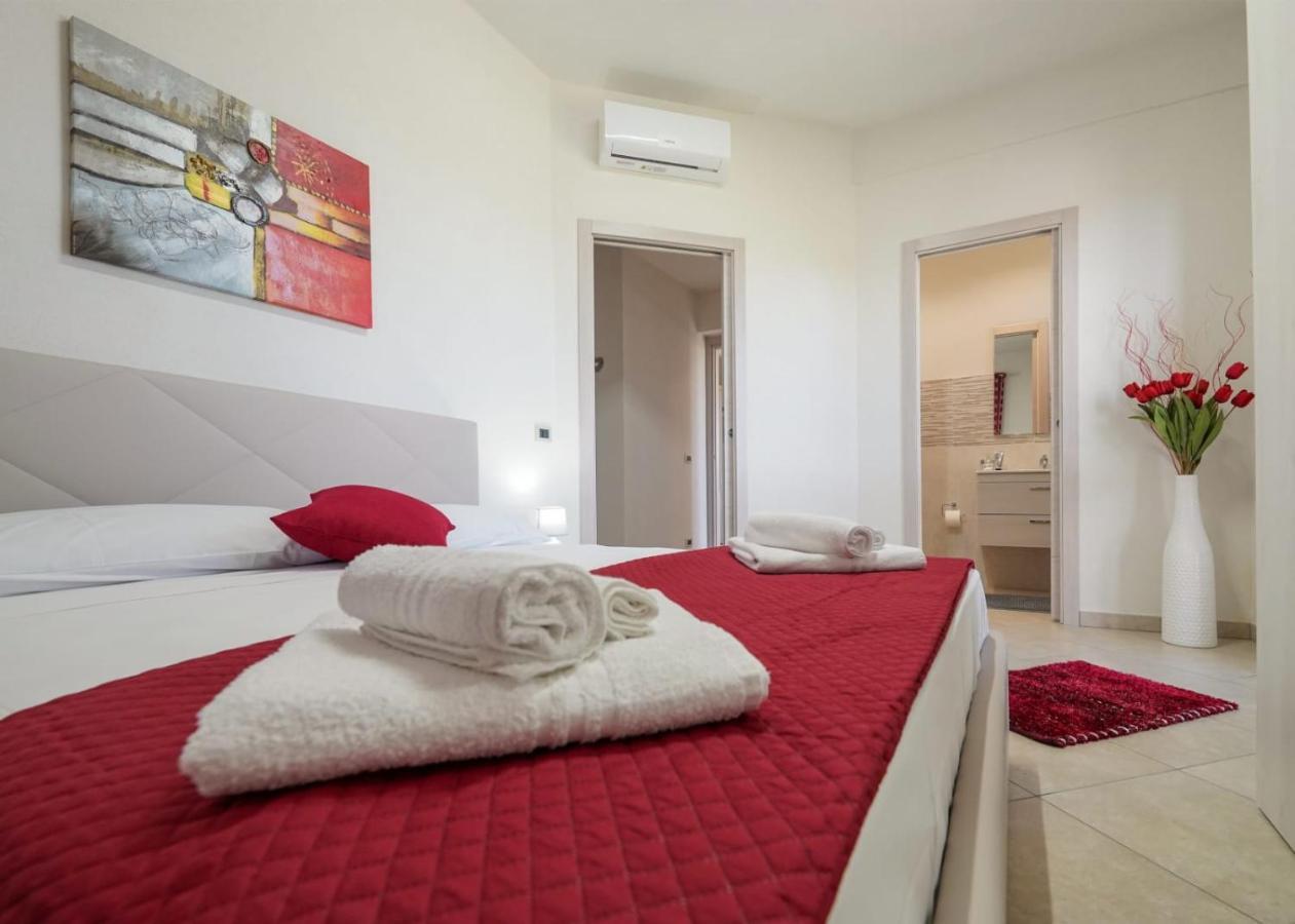 Casa Vacanze Il Mandorlo Шикли Екстериор снимка