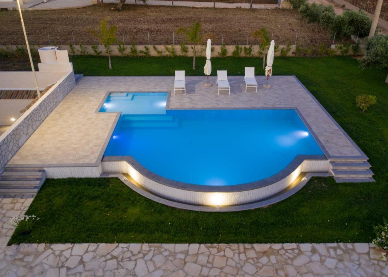 Casa Vacanze Il Mandorlo Шикли Екстериор снимка